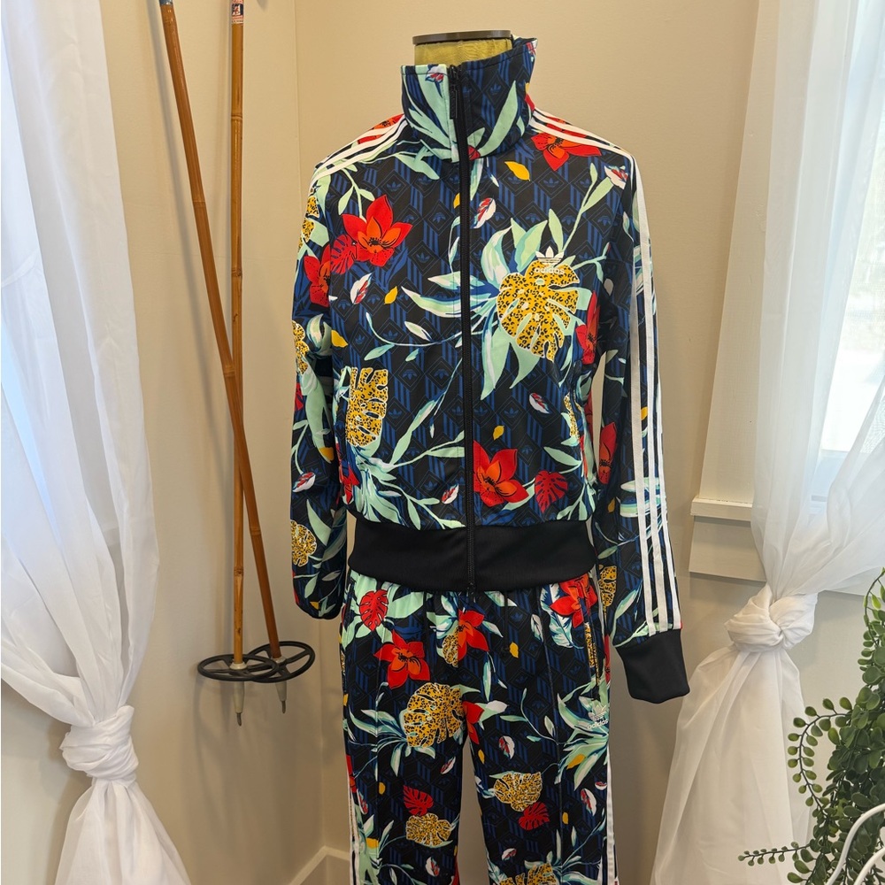 RARE Adidas *Her* Studio London